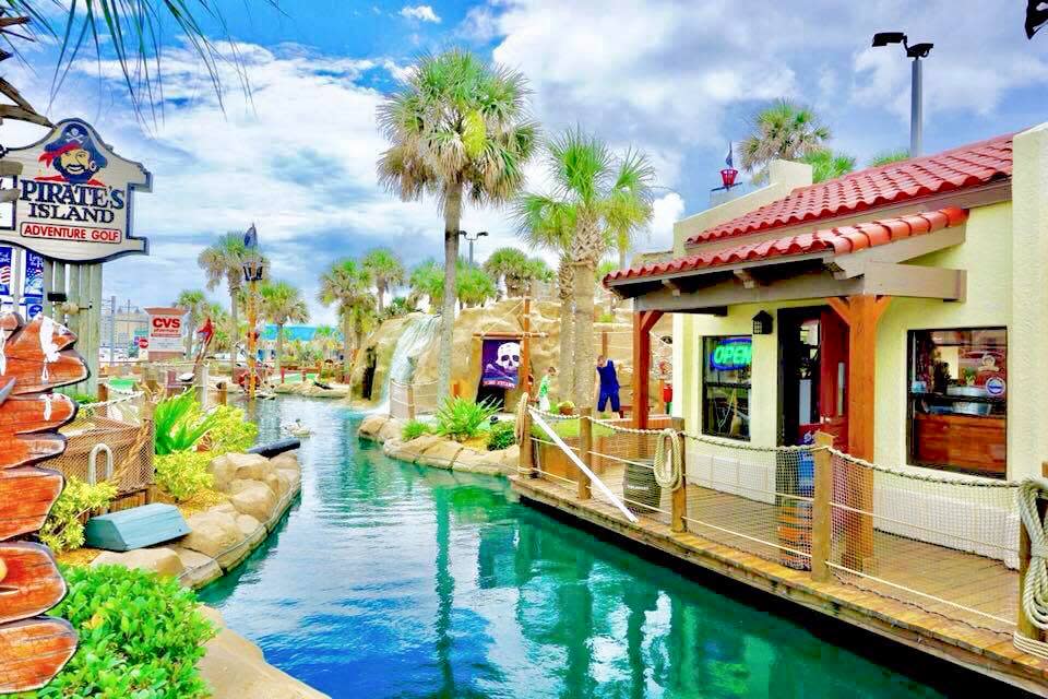 Enjoy a family adventure on the mini-golf course at Pirate’s Cove.