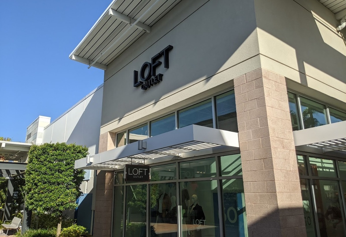 Find Your Perfect Outfit at LOFT Outlet, Daytona Beach